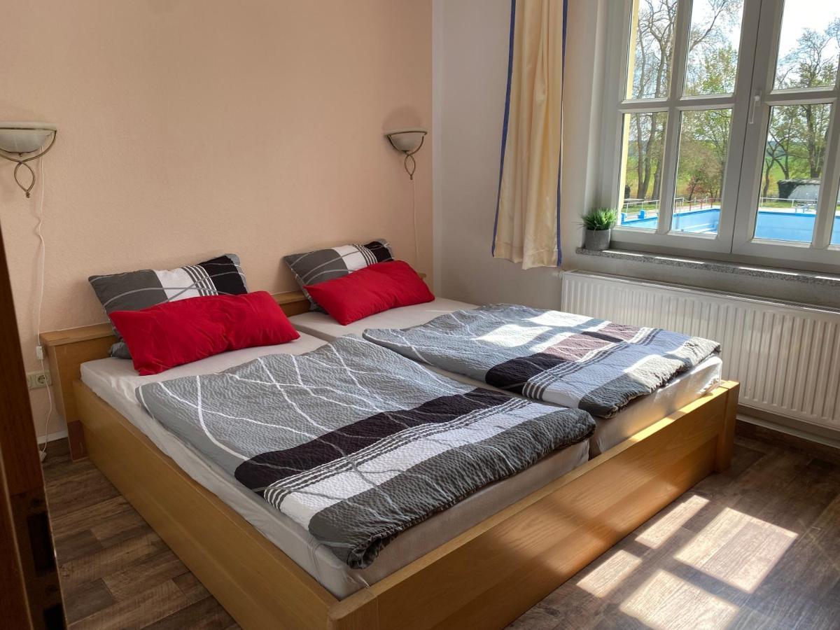 Radler Hotel Seehausen  Экстерьер фото